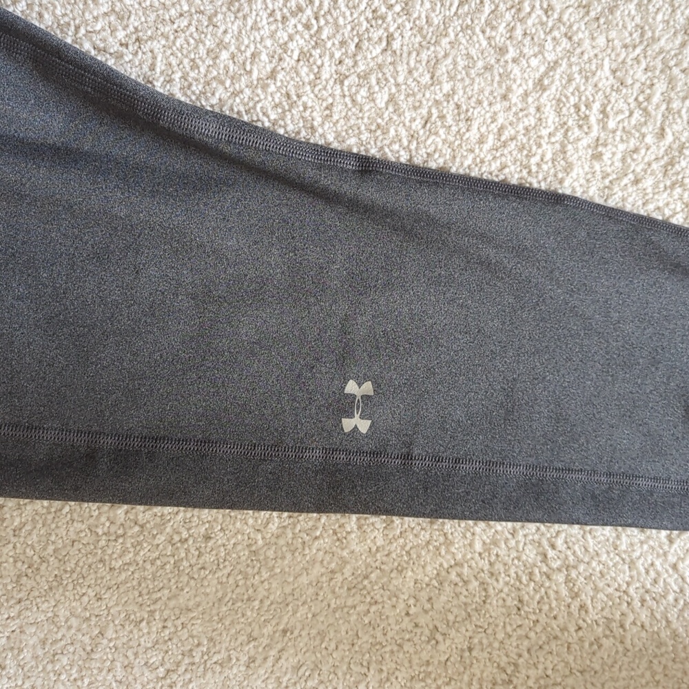 Under Armour Heat Gear Leggings - Picture 4 of 10